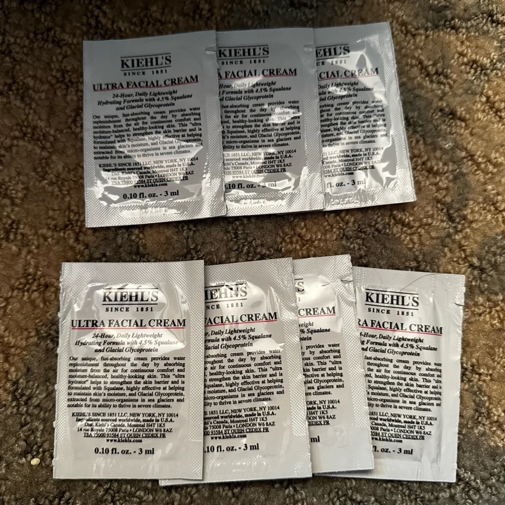 🎁 7 Day Supply of KIEHL’S Ultra Facial Cream (7 -3ml sample size)